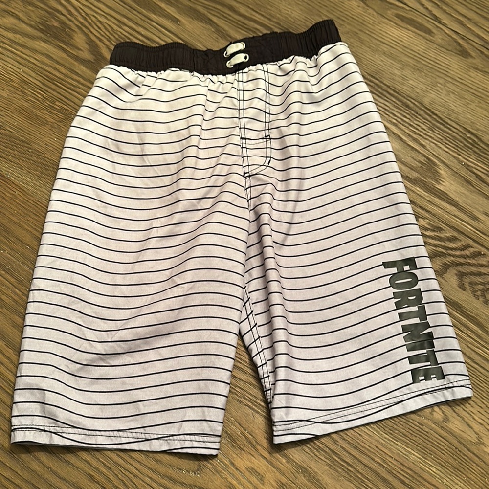 Fortnite boys size XL swimsuit gray and black